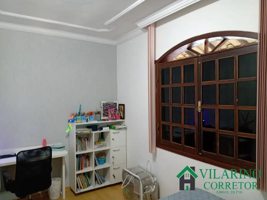 Foto 4 de Casa com 4 quartos à venda, 280m2 em Contagem - MG