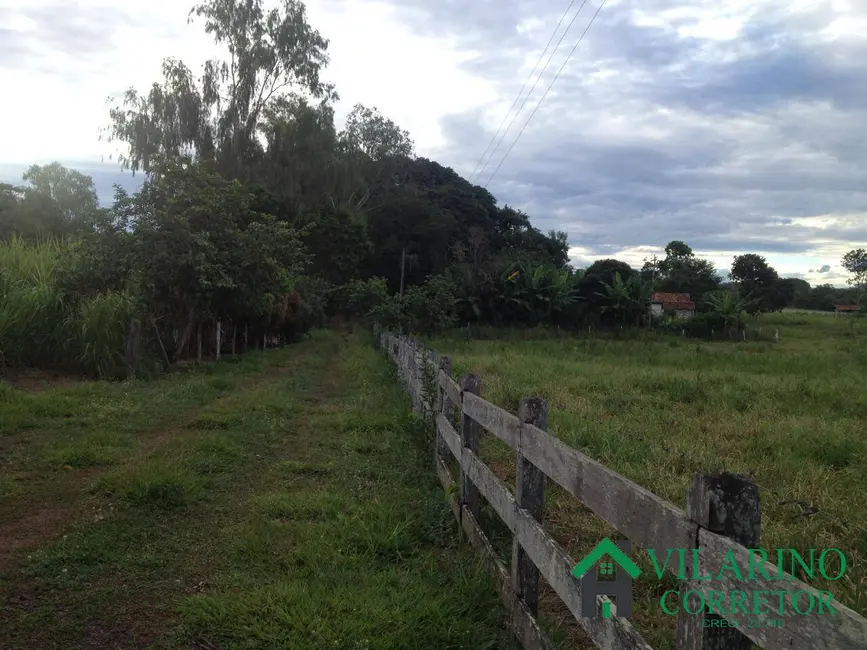 Fazenda / Haras com 6 quartos à venda, 1000m2 em Tres Marias - MG - imagem 5 Foto 5 de Fazenda / Haras com 6 quartos à venda, 1000m2 em Tres Marias - MG