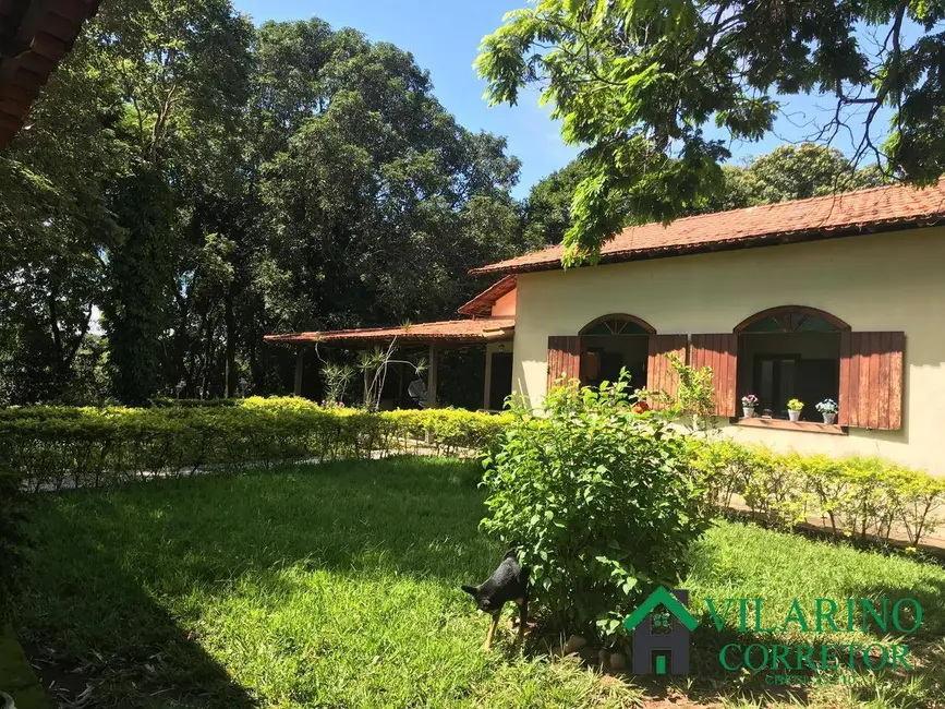 Fazenda / Haras com 6 quartos à venda, 1000m2 em Tres Marias - MG - imagem 9 Foto 9 de Fazenda / Haras com 6 quartos à venda, 1000m2 em Tres Marias - MG
