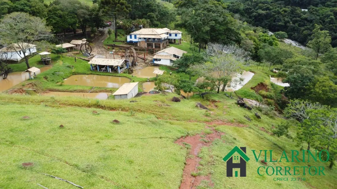 Fazenda / Haras à venda, 54m2 em Carmopolis De Minas - MG - imagem 3 Foto 3 de Fazenda / Haras à venda, 54m2 em Carmopolis De Minas - MG