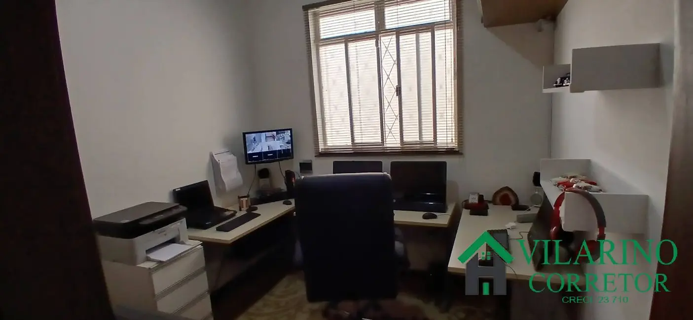 Foto 6 de Casa com 4 quartos à venda, 194m2 em Sagrada Família, Belo Horizonte - MG