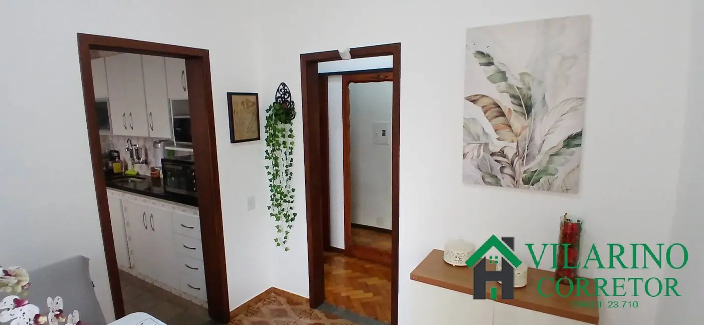 Foto 9 de Casa com 4 quartos à venda, 194m2 em Sagrada Família, Belo Horizonte - MG