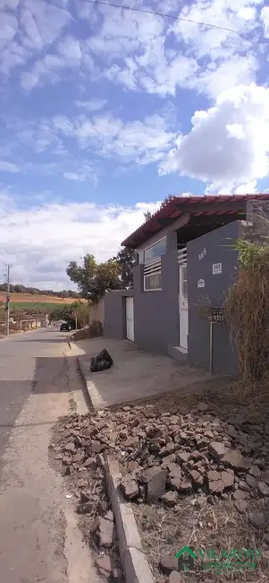 Foto 3 de Casa com 3 quartos à venda, 360m2 em Sao Joaquim De Bicas - MG