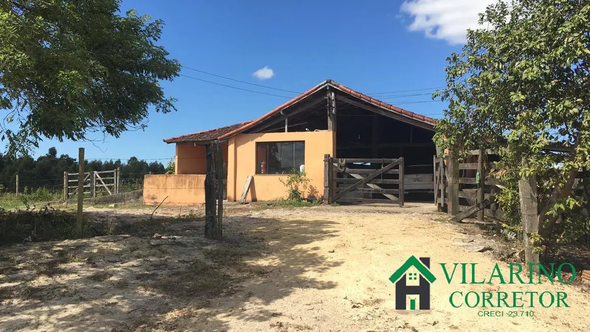 Foto 5 de Fazenda / Haras à venda, 52m2 em Araruama - RJ