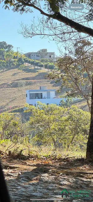Foto 2 de Casa de Condomínio com 3 quartos à venda, 230m2 em Taquaracu De Minas - MG