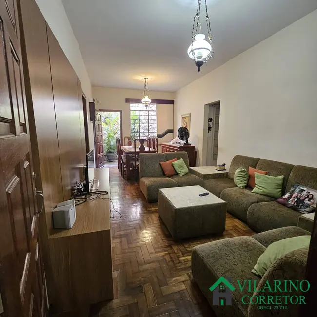 Foto 5 de Casa com 4 quartos à venda, 300m2 em Cachoeirinha, Belo Horizonte - MG