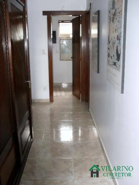 Foto 3 de Casa com 4 quartos à venda, 450m2 em Novo Rio das Ostras, Rio Das Ostras - RJ