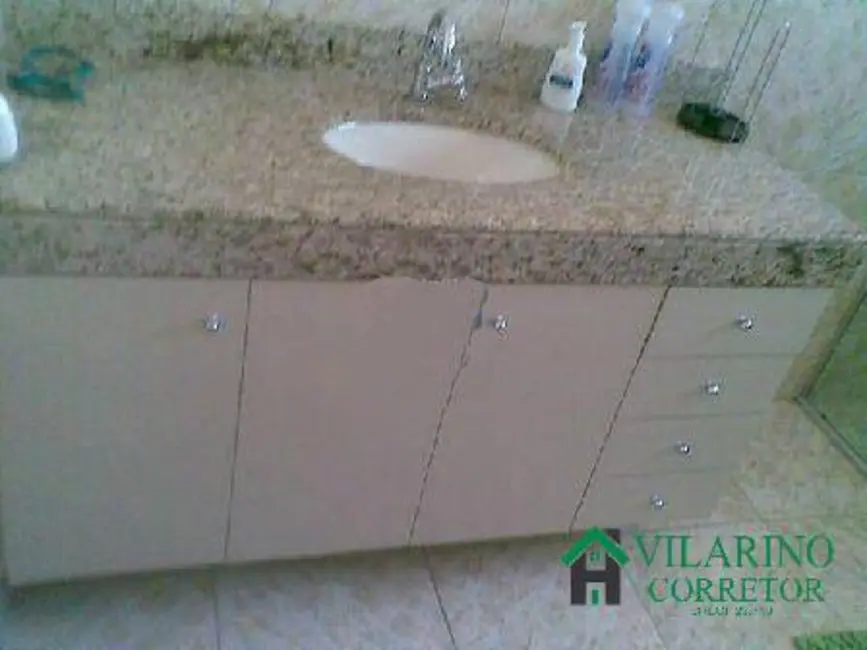 Casa com 4 quartos à venda, 240m2 em Belo Horizonte - MG - imagem 7 Foto 7 de Casa com 4 quartos à venda, 240m2 em Belo Horizonte - MG