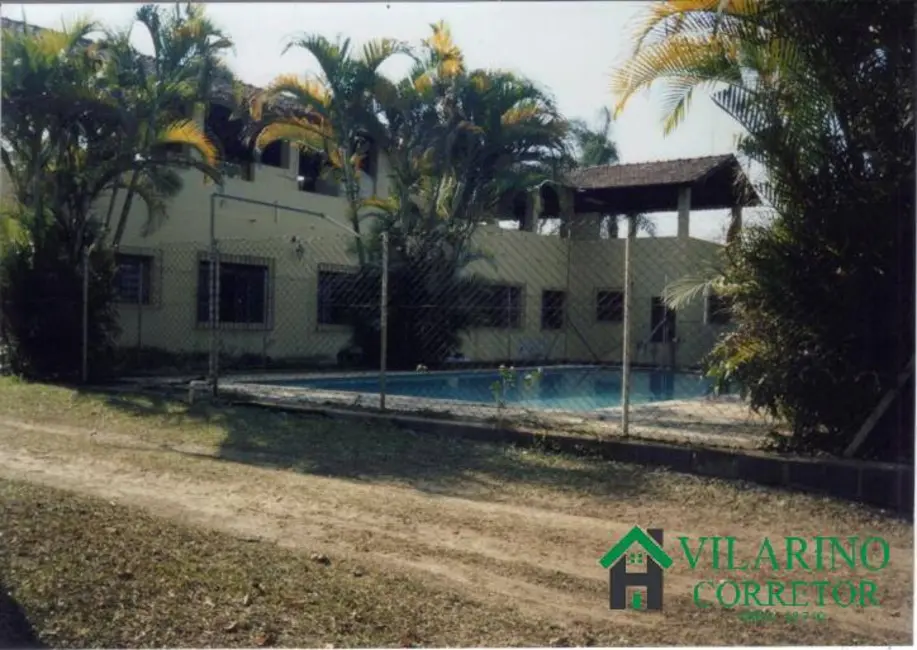 Foto 9 de Sítio / Rancho com 6 quartos à venda, 238m2 em Jardim Recreio Alvorada, Betim - MG