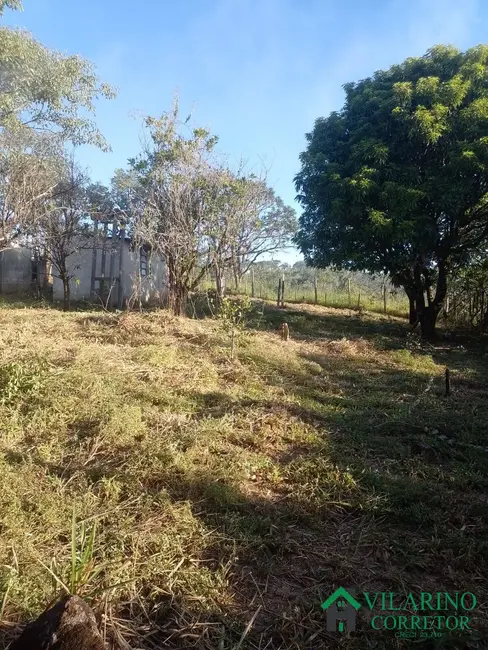 Sítio / Rancho com 3 quartos à venda, 180m2 em Esmeraldas - MG - imagem 3 Foto 3 de Sítio / Rancho com 3 quartos à venda, 180m2 em Esmeraldas - MG