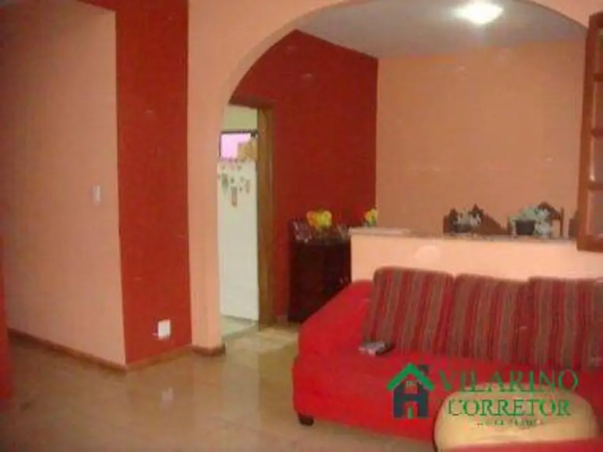 Foto 1 de Casa com 3 quartos à venda, 190m2 em Floramar, Belo Horizonte - MG