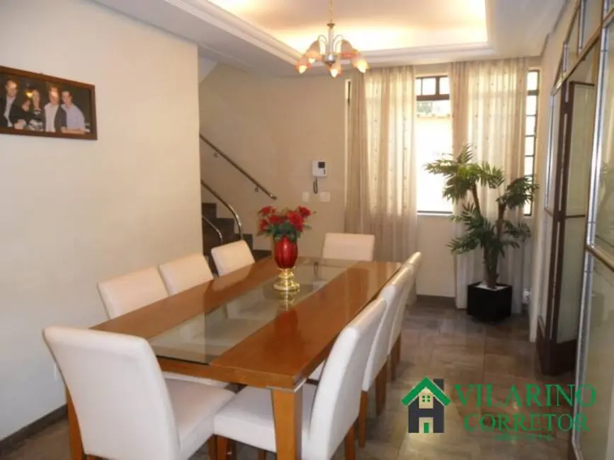 Casa com 7 quartos à venda, 340m2 em Sagrada Família, Belo Horizonte - MG - imagem 5 Foto 5 de Casa com 7 quartos à venda, 340m2 em Sagrada Família, Belo Horizonte - MG