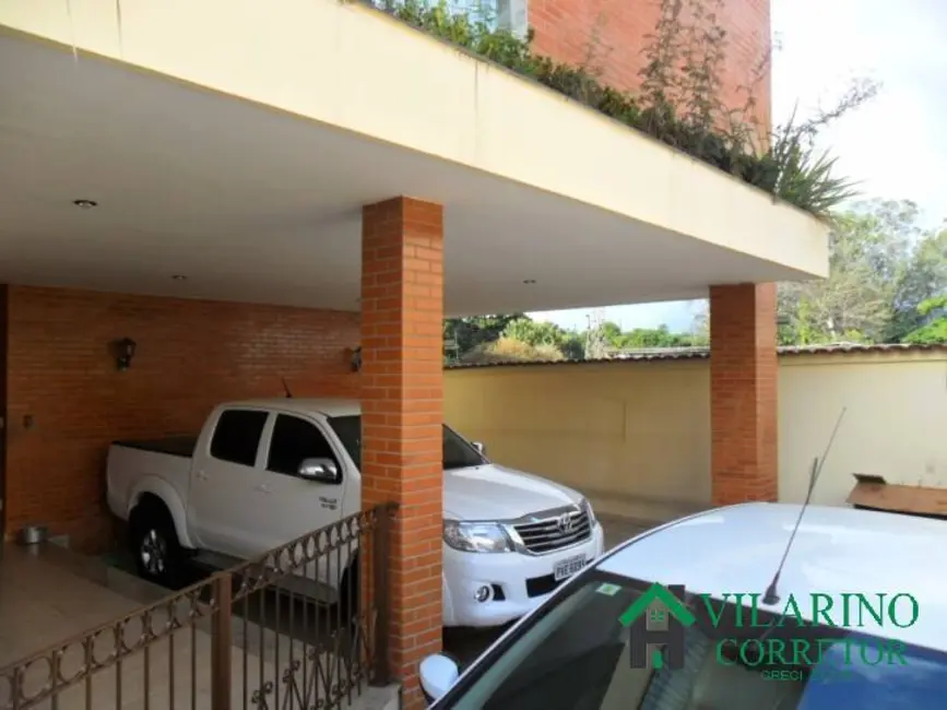 Foto 2 de Casa com 7 quartos à venda, 340m2 em Sagrada Família, Belo Horizonte - MG