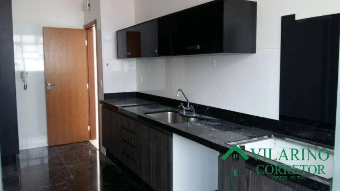 Apartamento com 4 quartos à venda, 148m2 em Funcionários, Belo Horizonte - MG - imagem 4 Foto 4 de Apartamento com 4 quartos à venda, 148m2 em Funcionários, Belo Horizonte - MG