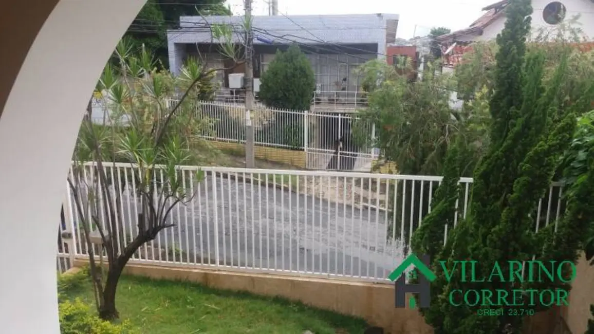 Casa com 5 quartos à venda, 200m2 em Caiçaras, Belo Horizonte - MG - imagem 3 Foto 3 de Casa com 5 quartos à venda, 200m2 em Caiçaras, Belo Horizonte - MG