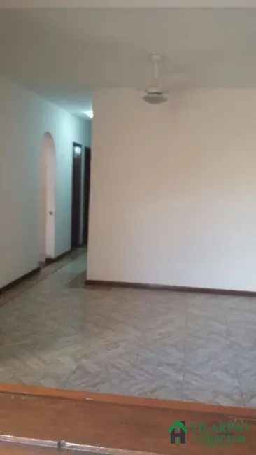 Foto 2 de Casa com 6 quartos à venda, 333m2 em Alípio de Melo, Belo Horizonte - MG