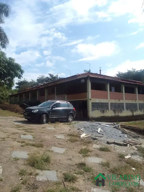 Foto 1 de Casa com 4 quartos à venda, 250m2 em Fazendinha do Barão, Santa Luzia - MG