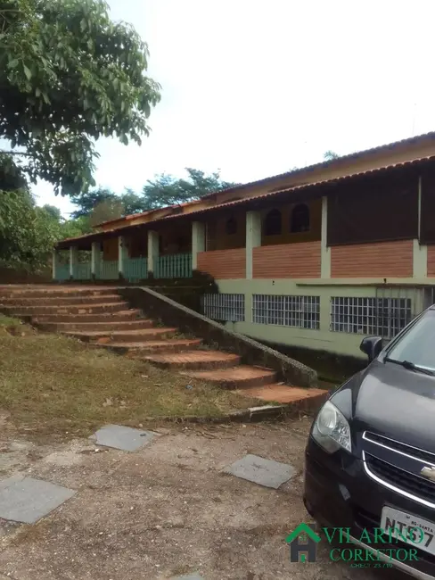 Foto 4 de Casa com 4 quartos à venda, 250m2 em Fazendinha do Barão, Santa Luzia - MG