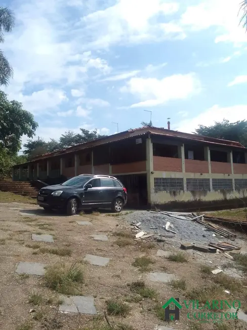 Foto 3 de Casa com 4 quartos à venda, 250m2 em Fazendinha do Barão, Santa Luzia - MG