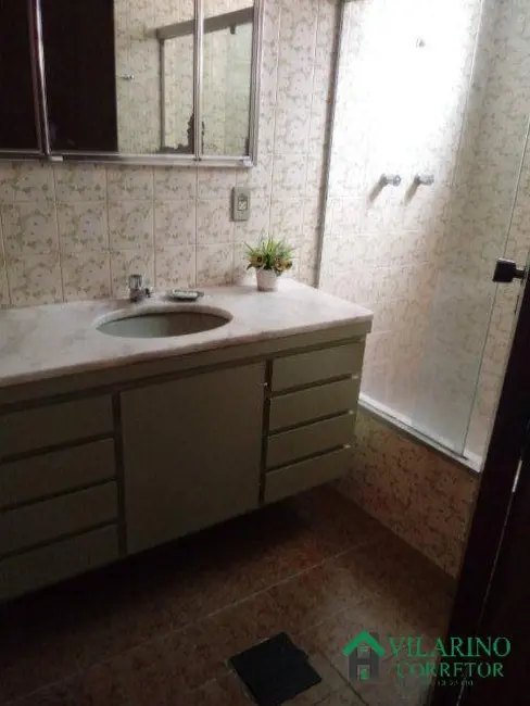 Foto 4 de Casa com 6 quartos à venda, 297m2 em Nova Floresta, Belo Horizonte - MG