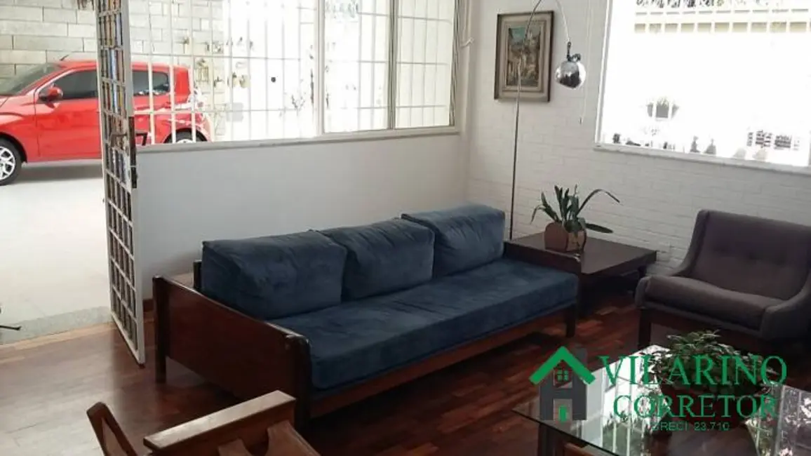 Foto 1 de Casa com 7 quartos à venda, 250m2 em Santo Antônio, Belo Horizonte - MG