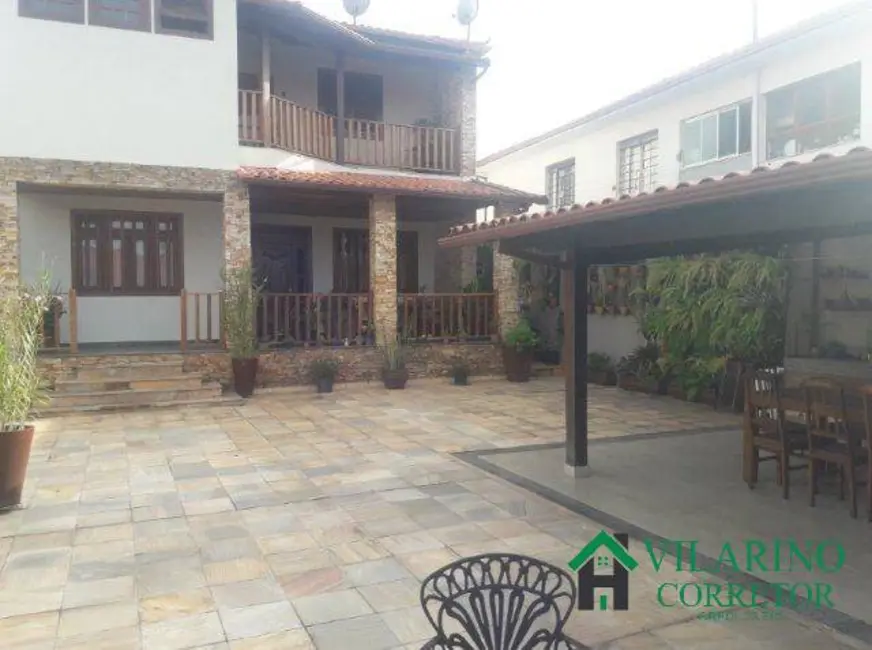Casa com 4 quartos à venda, 350m2 em Caiçaras, Belo Horizonte - MG - imagem 2 Foto 2 de Casa com 4 quartos à venda, 350m2 em Caiçaras, Belo Horizonte - MG