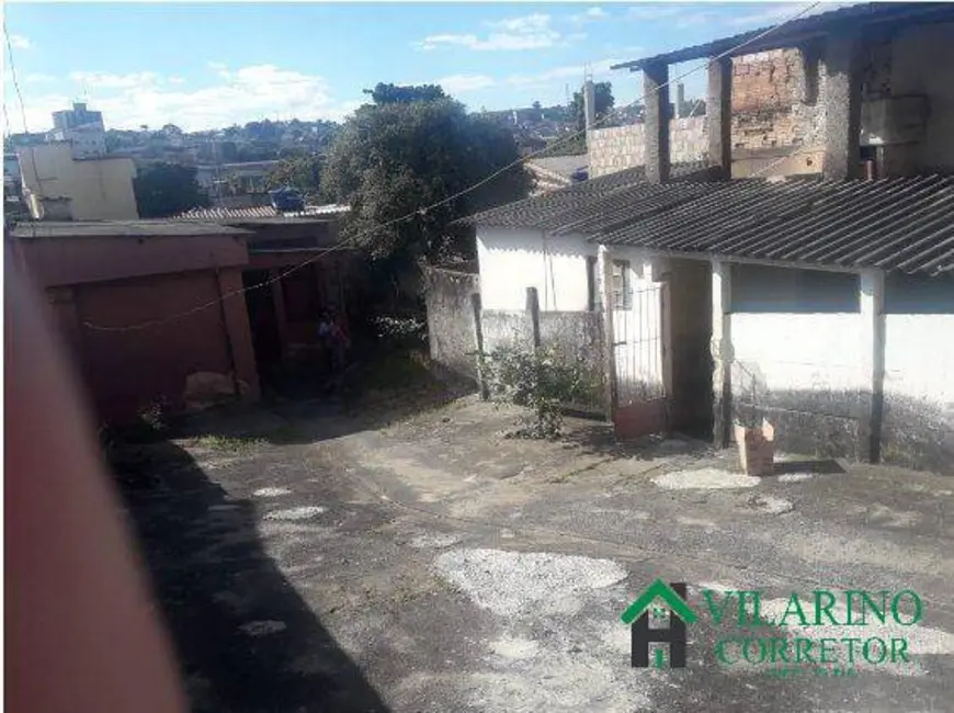 Casa com 2 quartos à venda, 60m2 em Glória, Belo Horizonte - MG - imagem 4 Foto 4 de Casa com 2 quartos à venda, 60m2 em Glória, Belo Horizonte - MG
