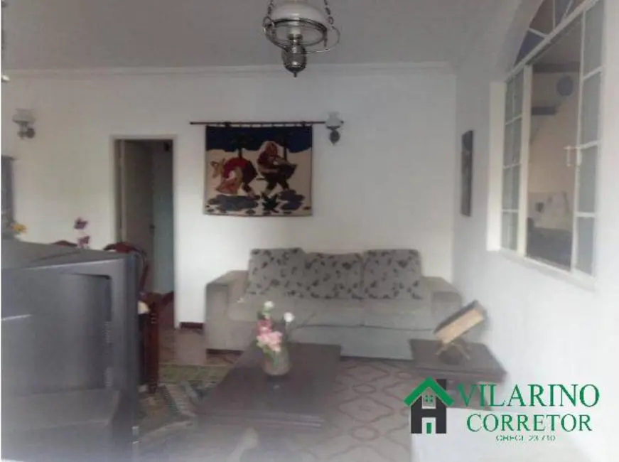 Casa com 4 quartos à venda, 190m2 em Floramar, Belo Horizonte - MG - imagem 9 Foto 9 de Casa com 4 quartos à venda, 190m2 em Floramar, Belo Horizonte - MG