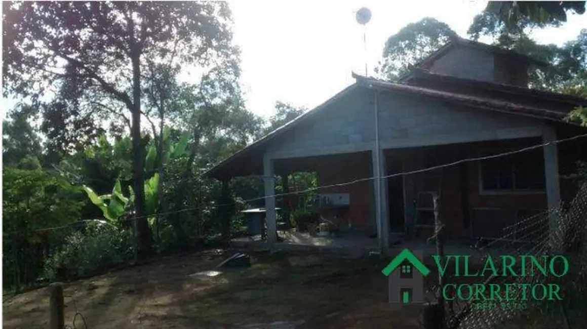 Foto 8 de Sítio / Rancho com 3 quartos à venda, 10000m2 em Itatiaiucu - MG