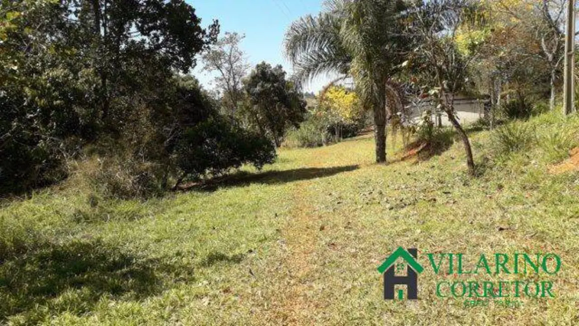 Fazenda / Haras com 2 quartos à venda, 180m2 em Mateus Leme - MG - imagem 3 Foto 3 de Fazenda / Haras com 2 quartos à venda, 180m2 em Mateus Leme - MG