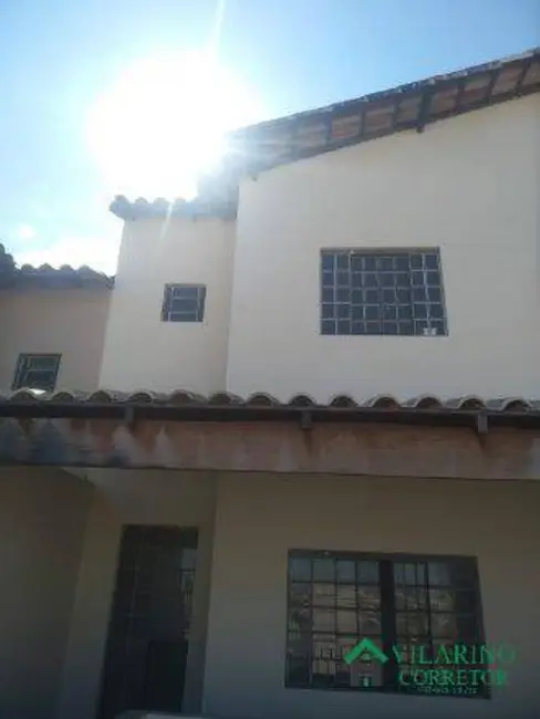 Foto 3 de Casa com 2 quartos à venda, 120m2 em Contagem - MG