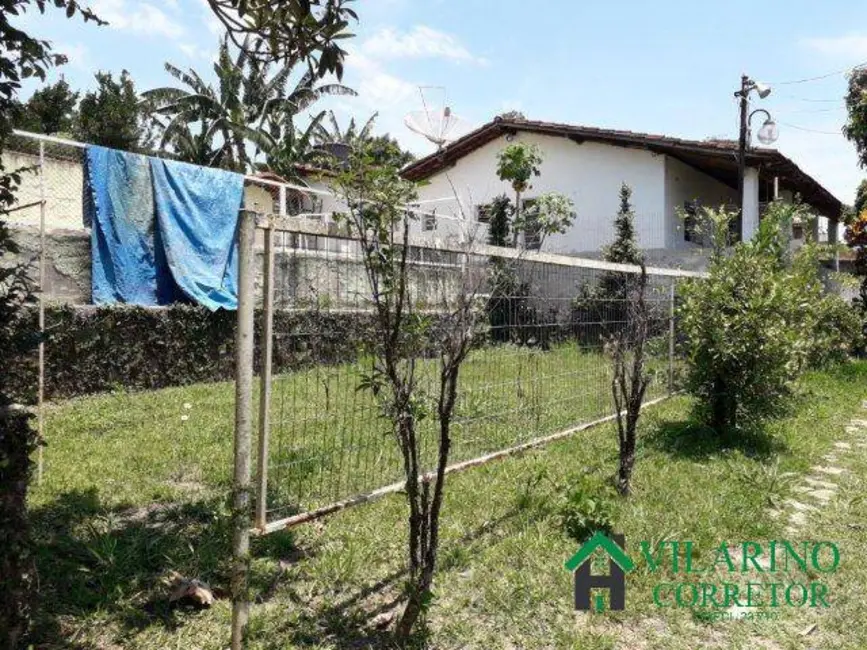 Casa com 4 quartos à venda, 240m2 em Pedro Leopoldo - MG - imagem 4 Foto 4 de Casa com 4 quartos à venda, 240m2 em Pedro Leopoldo - MG