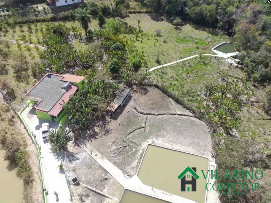 Sítio / Rancho com 3 quartos à venda, 250m2 em Caete - MG - imagem 4 Foto 4 de Sítio / Rancho com 3 quartos à venda, 250m2 em Caete - MG