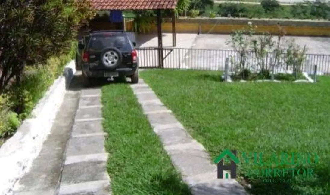 Sítio / Rancho com 3 quartos à venda, 280m2 em Pedro Leopoldo - MG - imagem 3 Foto 3 de Sítio / Rancho com 3 quartos à venda, 280m2 em Pedro Leopoldo - MG