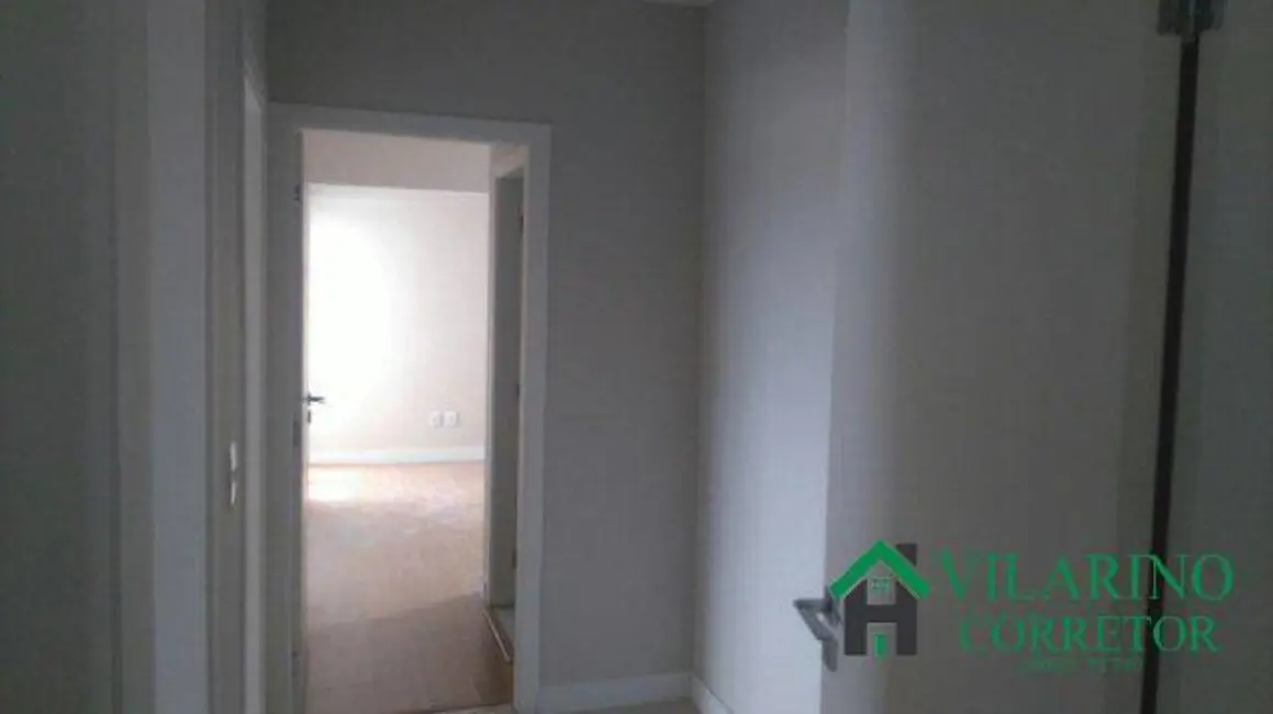 Apartamento com 4 quartos à venda, 150m2 em Vila Pinto, Varginha - MG - imagem 9 Foto 9 de Apartamento com 4 quartos à venda, 150m2 em Vila Pinto, Varginha - MG