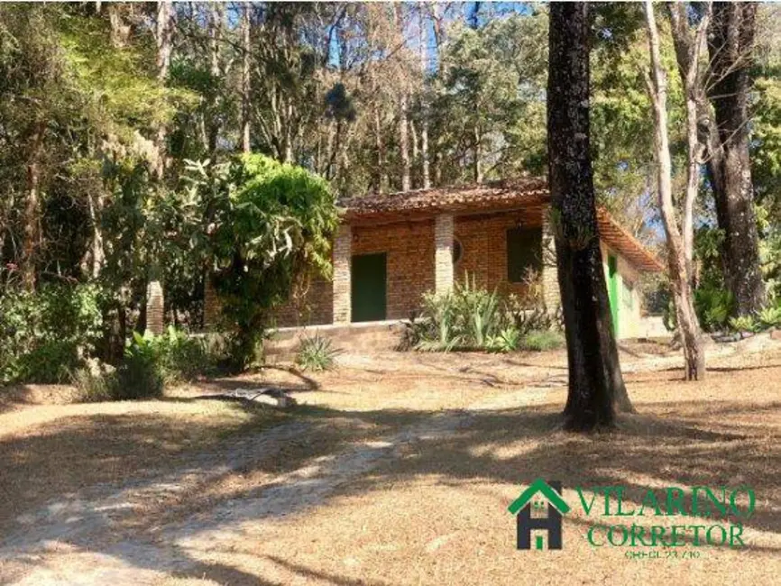 Sítio / Rancho com 5 quartos à venda, 200m2 em Esmeraldas - MG - imagem 3 Foto 3 de Sítio / Rancho com 5 quartos à venda, 200m2 em Esmeraldas - MG