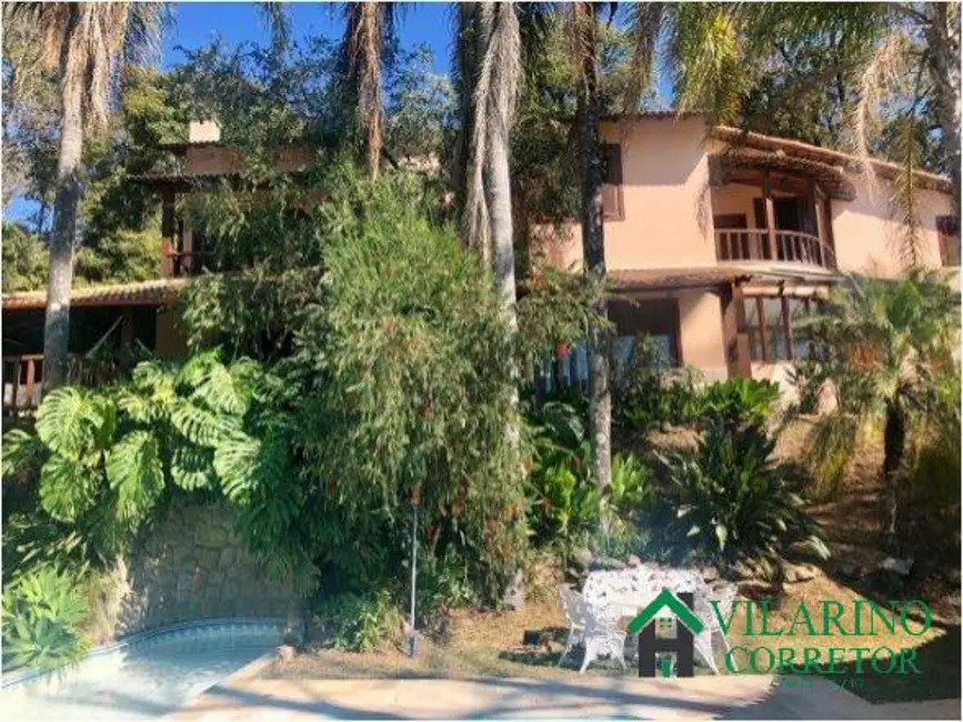 Sítio / Rancho com 5 quartos à venda, 200m2 em Esmeraldas - MG - imagem 4 Foto 4 de Sítio / Rancho com 5 quartos à venda, 200m2 em Esmeraldas - MG