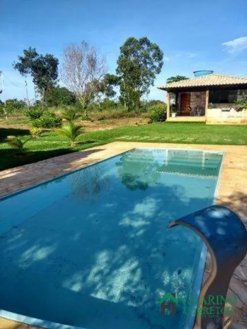 Foto 3 de Sítio / Rancho com 4 quartos à venda, 400m2 em Baldim - MG