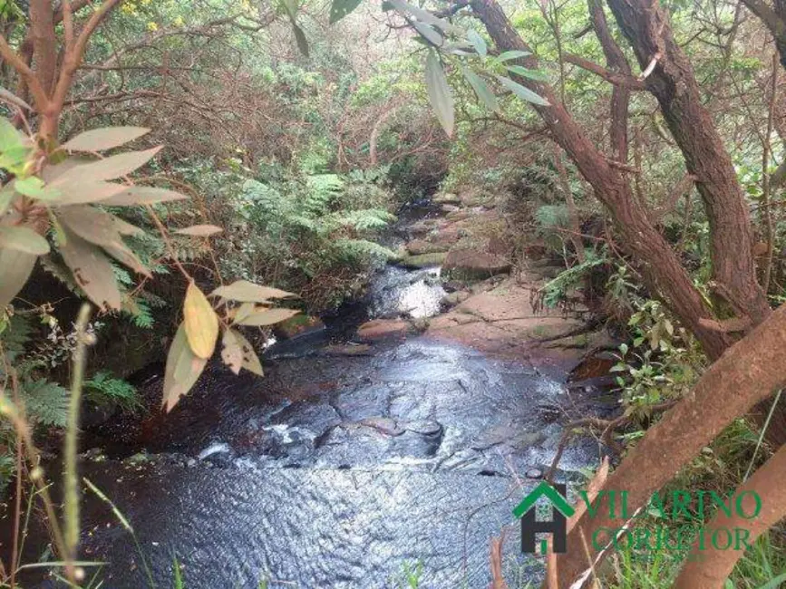 Sítio / Rancho com 6 quartos à venda, 280m2 em Diamantina - MG - imagem 5 Foto 5 de Sítio / Rancho com 6 quartos à venda, 280m2 em Diamantina - MG