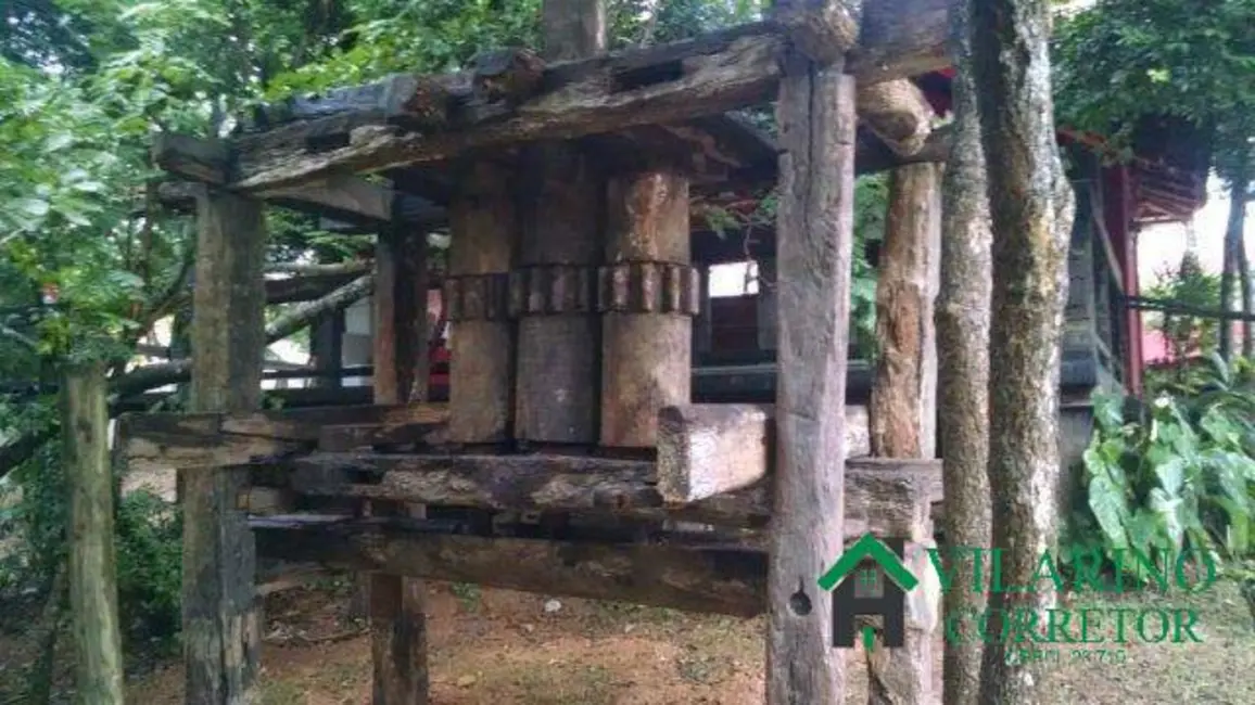 Sítio / Rancho com 7 quartos à venda e para alugar, 600m2 em Centro, Baldim - MG - imagem 6 Foto 6 de Sítio / Rancho com 7 quartos à venda e para alugar, 600m2 em Centro, Baldim - MG