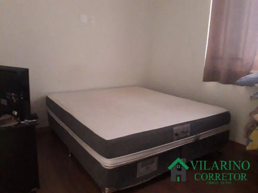 Casa com 7 quartos à venda, 240m2 em Esplanada, Belo Horizonte - MG - imagem 9 Foto 9 de Casa com 7 quartos à venda, 240m2 em Esplanada, Belo Horizonte - MG