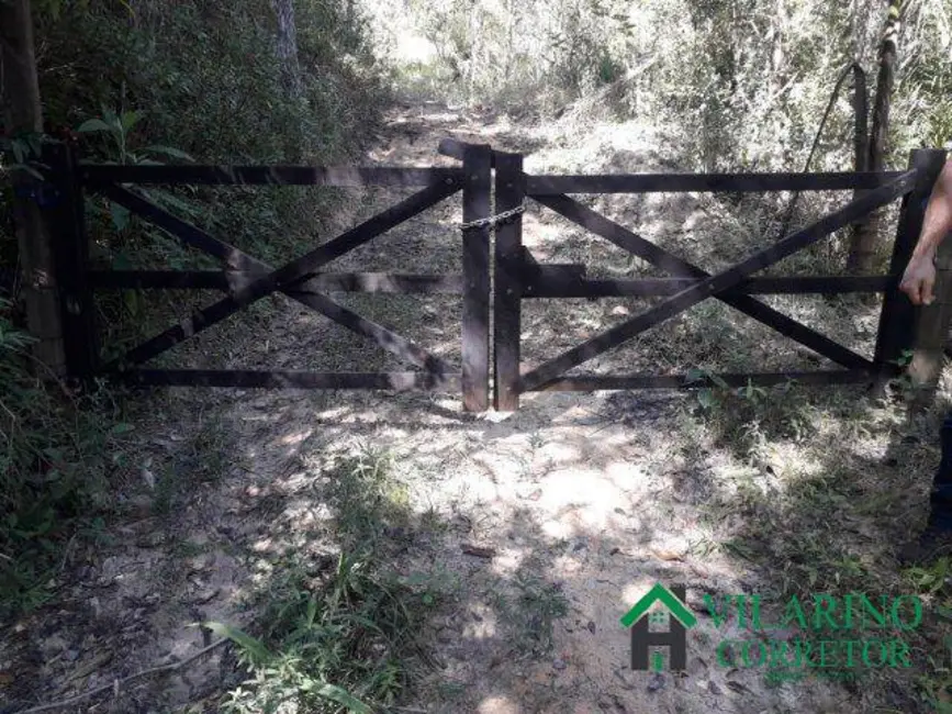 Foto 15 de Chácara à venda, 10m2 em Caete - MG