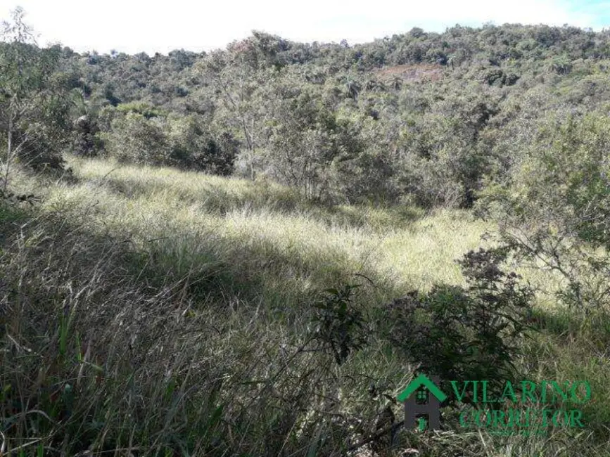 Foto 9 de Chácara à venda, 10m2 em Caete - MG