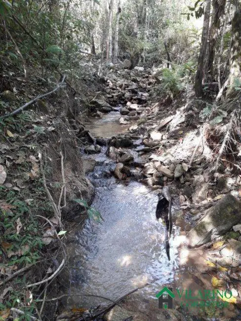 Foto 14 de Chácara à venda, 10m2 em Caete - MG