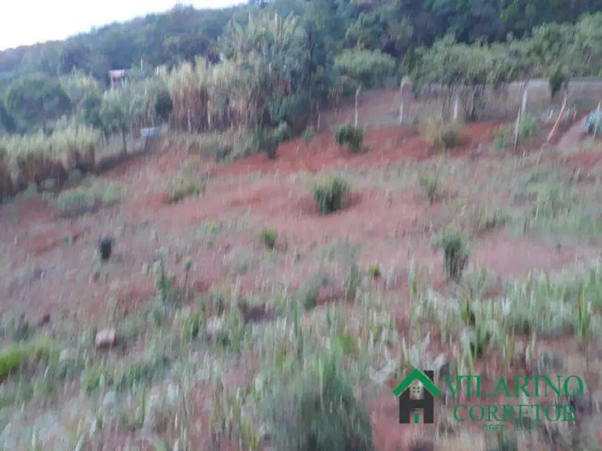 Foto 5 de Sítio / Rancho com 5 quartos à venda, 200m2 em Caete - MG