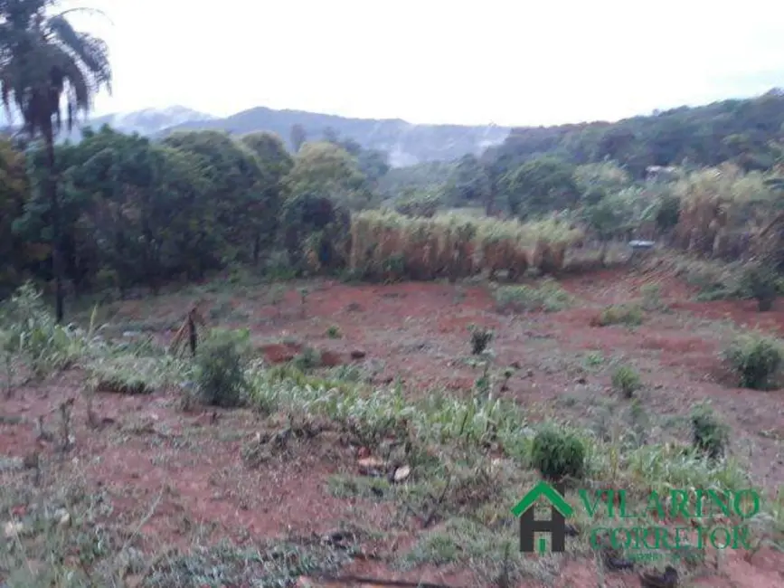 Foto 8 de Sítio / Rancho com 5 quartos à venda, 200m2 em Caete - MG