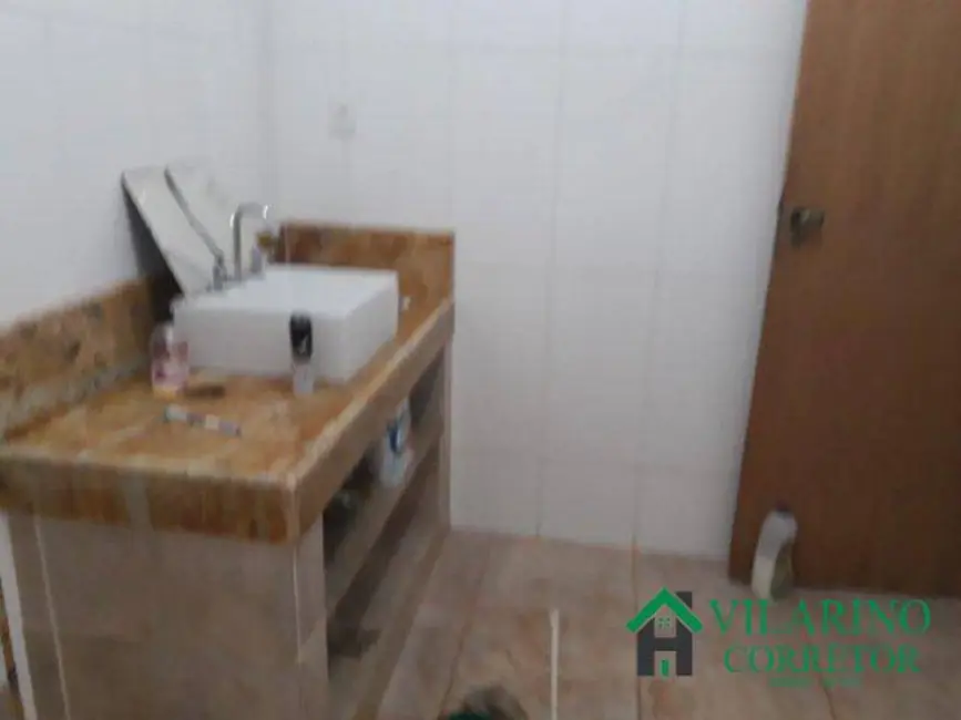 Foto 6 de Sítio / Rancho com 5 quartos à venda, 200m2 em Caete - MG