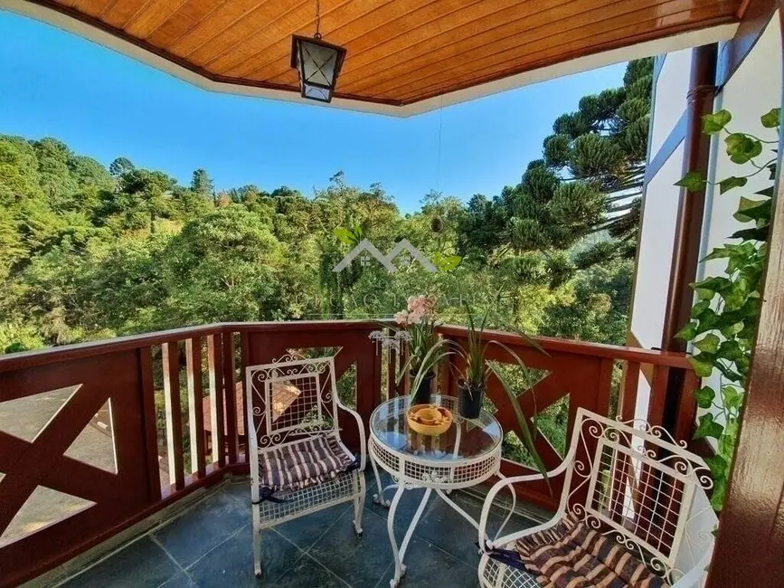 Apartamento com 3 quartos à venda, 141m2 em Campos Do Jordao - SP - imagem 3 Foto 3 de Apartamento com 3 quartos à venda, 141m2 em Campos Do Jordao - SP