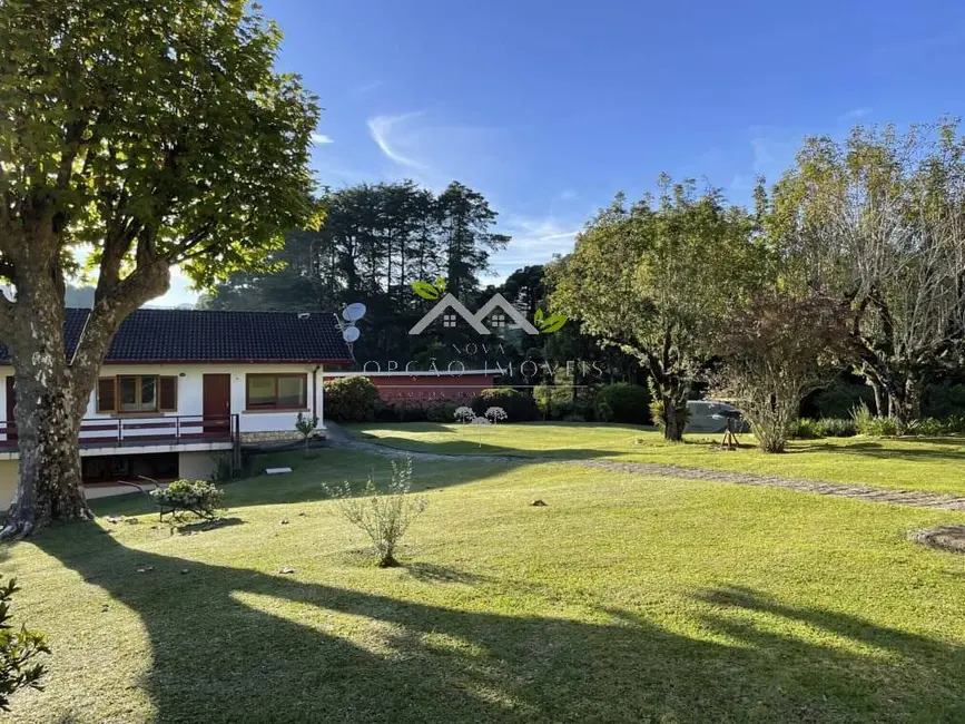 Foto 4 de Casa com 2 quartos à venda, 320m2 em Campos Do Jordao - SP