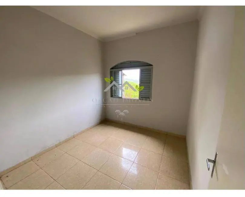 Foto 5 de Casa com 2 quartos à venda, 127m2 em Centro, Pirangucu - MG
